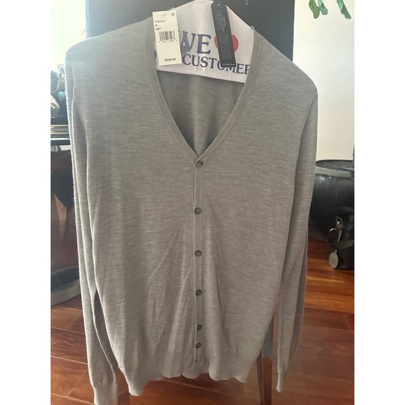 Saks Fifth Avenue Gray Button Down Sweater M NWT - Picture 1 of 2